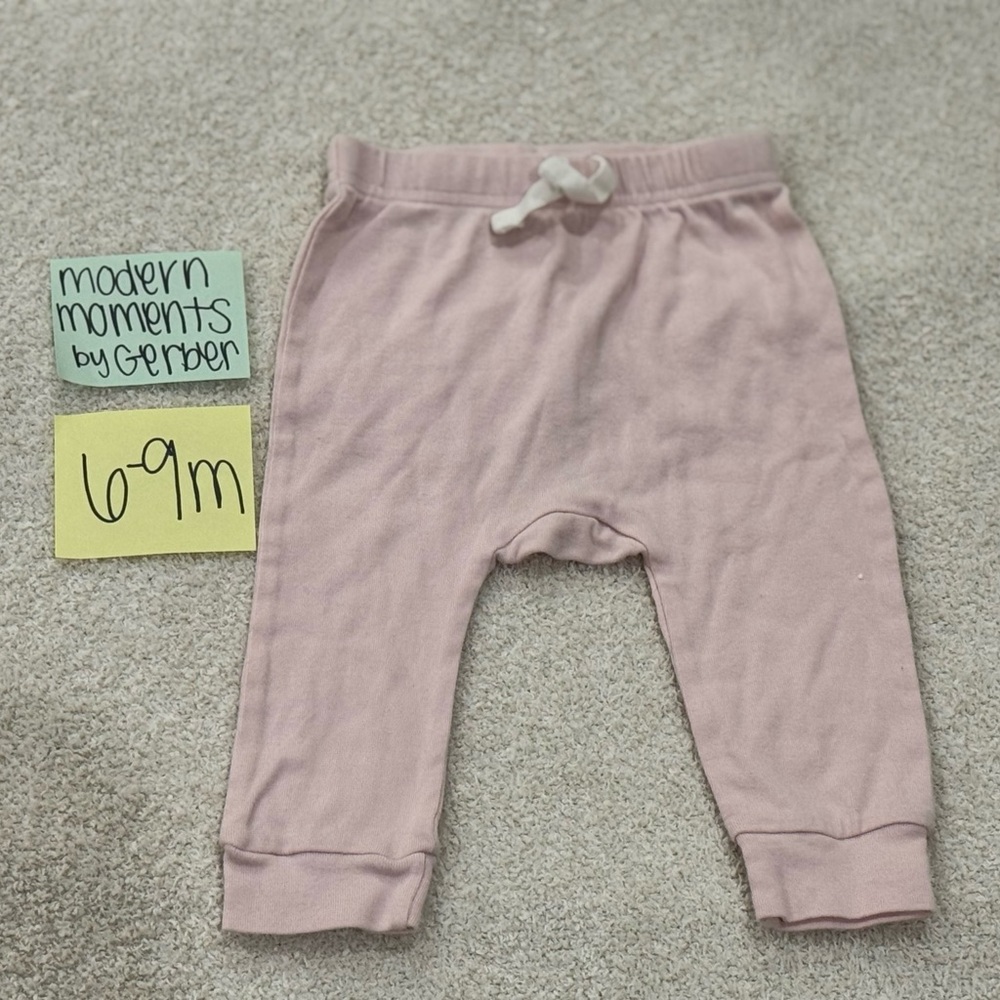 NWOT Modern Moments by Gerber Infant Light Pink Joggers, Size 6-9M
